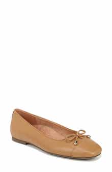 Klara Cap Toe Flat