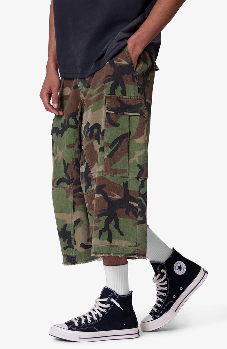mnml Extralong Cotton Cargo Shorts, Alternate, color, Camo
