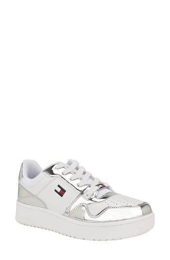 Tommy Hilfiger Women's Twigye Casual Lace Up Sneakers In White/argento