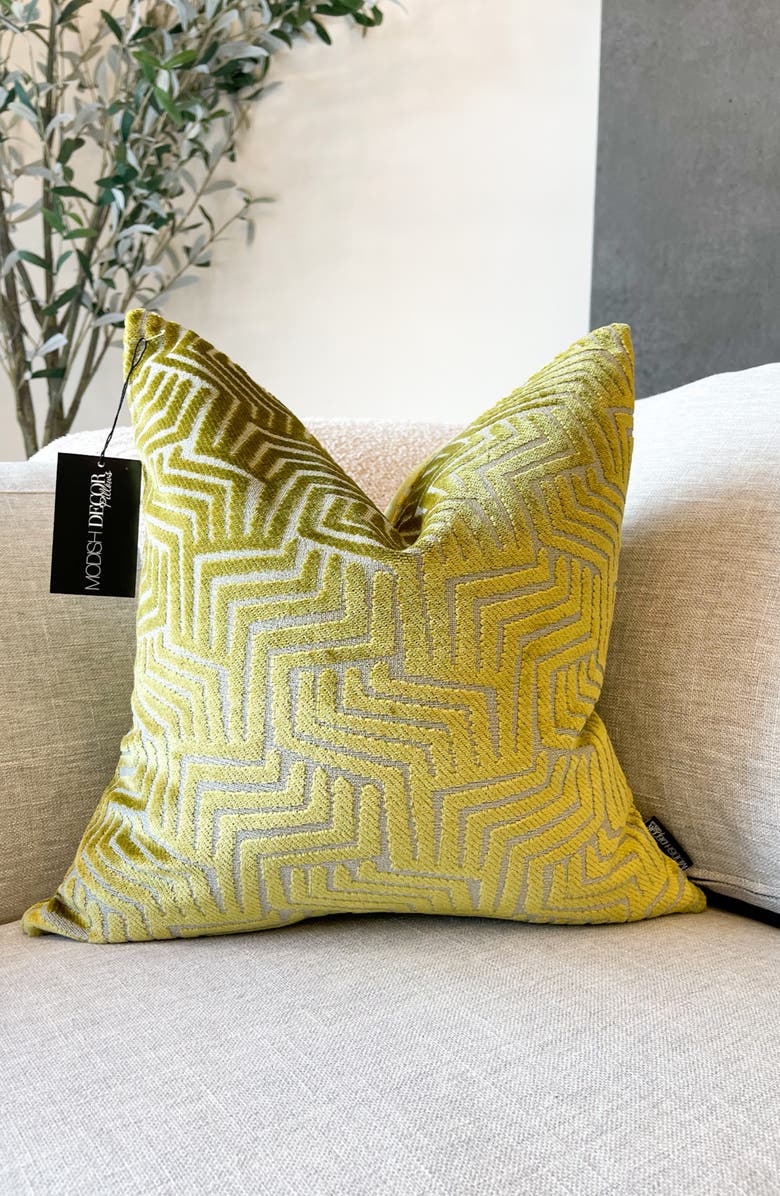MODISH DECOR PILLOWS Velvet Pillow Cover, Alternate, color, Chartreuse