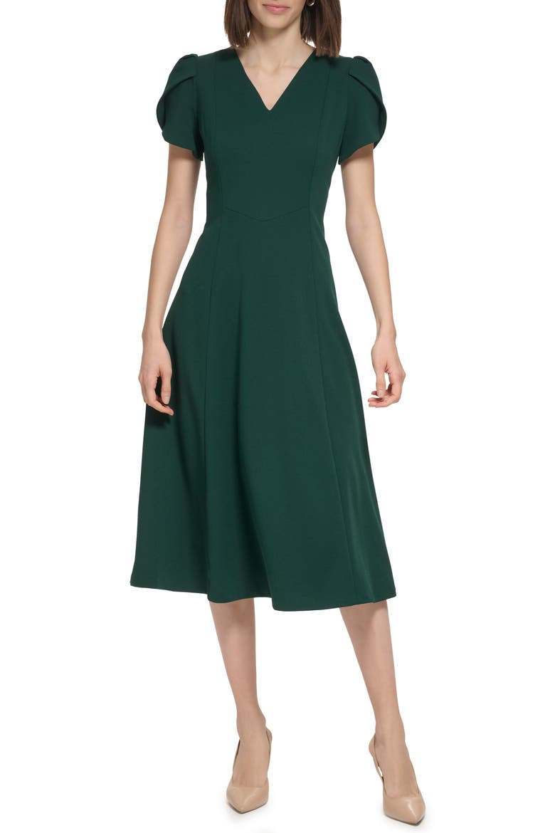 casual blue halter dress Maxi and minimal accessories. Devil in a Blue Department:Oxfords Color:Moss green