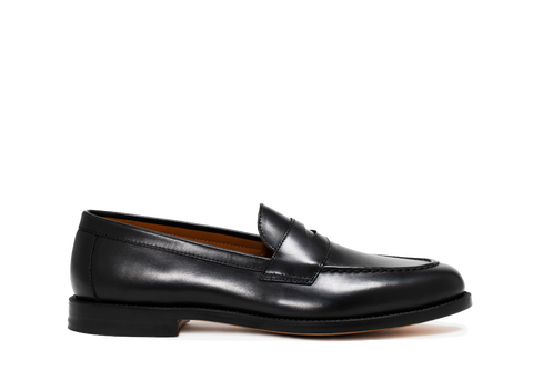 Traveler Penny Loafer