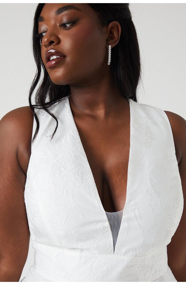 Coast Plus Size Plunge Neck Maxi Wedding Dress, Alternate, color, Ivory