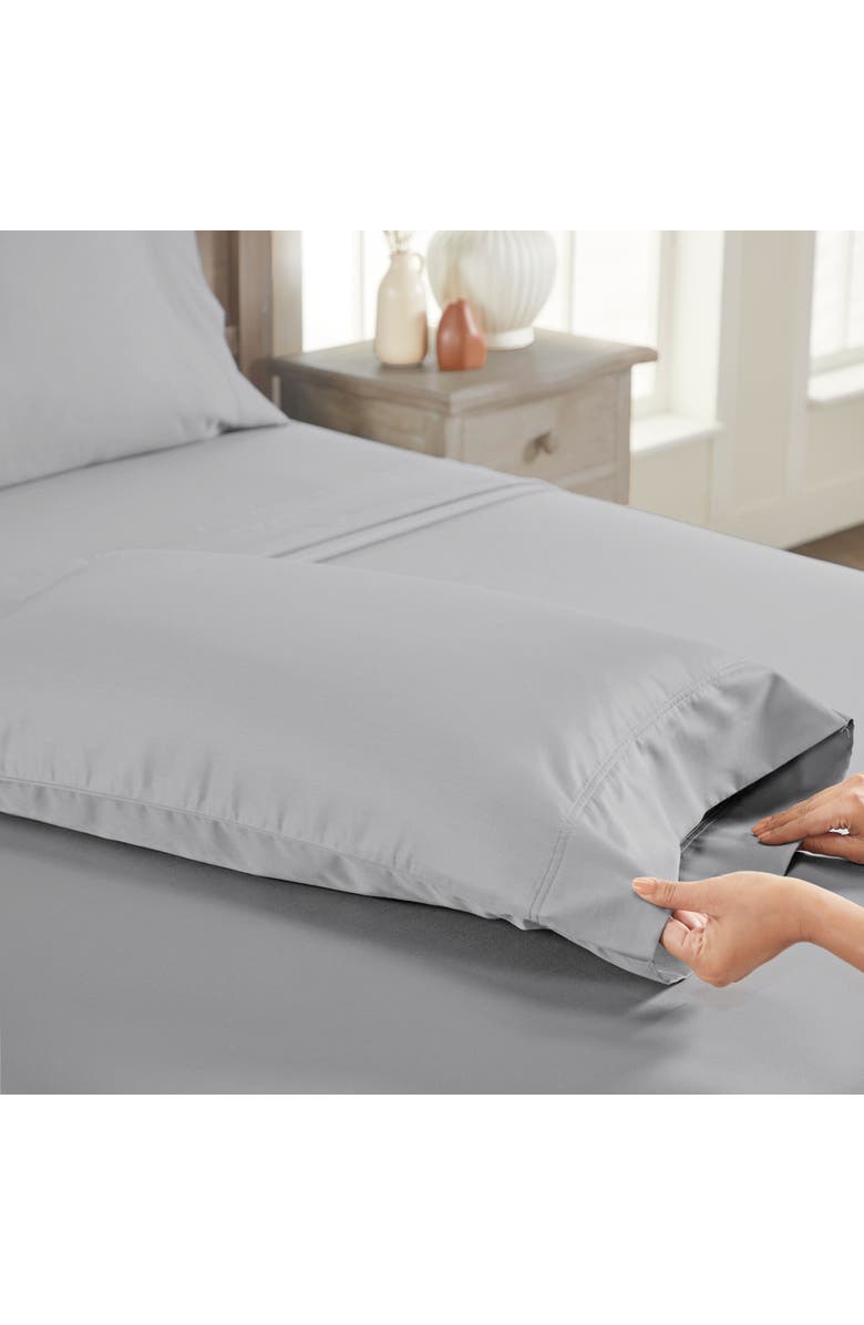 CALIFORNIA DESIGN DEN Set of 2 Pillowcases - Signature Comfort 100% Egyptian Cotton Sateen, Alternate, color, Light Grey