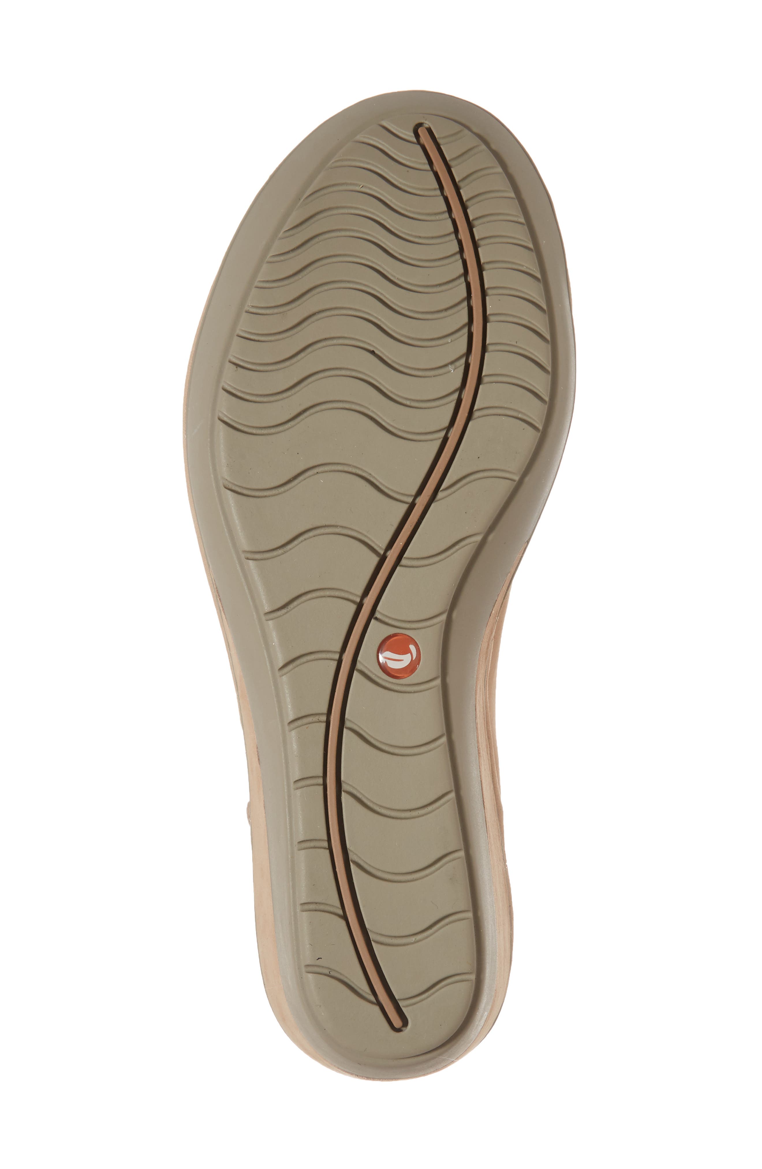 Clarks<sup>®</sup> Wynnmere Abie Wedge Sandal, Alternate, color, 