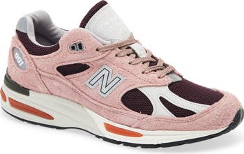 Gender Inclusive Made in UK 991 v2 Sneaker