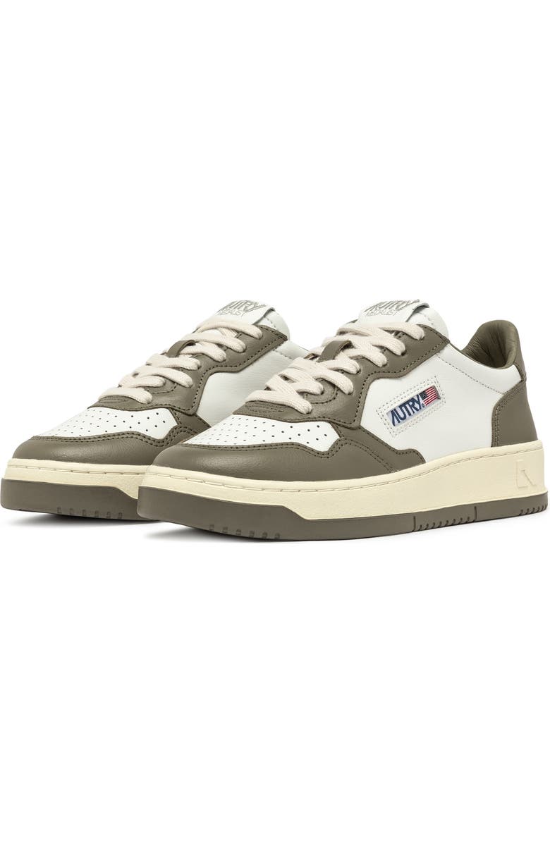 AUTRY Medalist Low Sneaker, Main, color, White/ Green