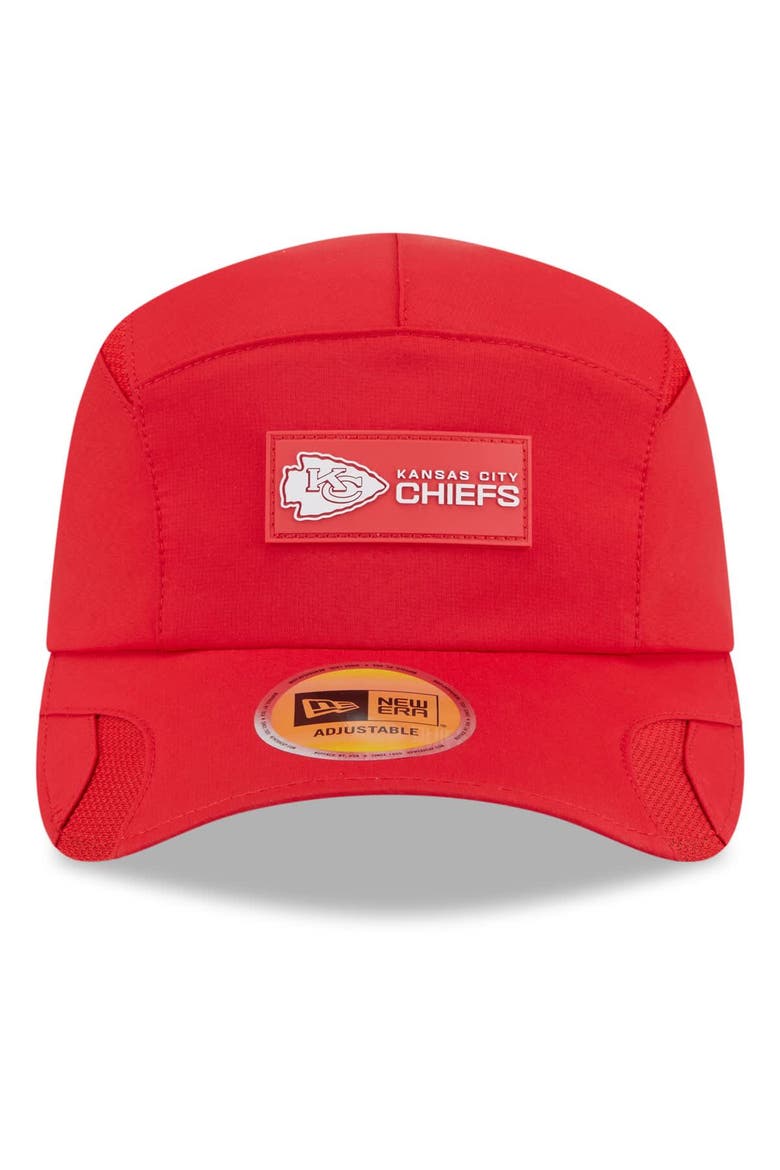 Men's New Era Red Kansas City Chiefs 2025 Sideline  Runner Adjustable Hat, Alternate, color, Red