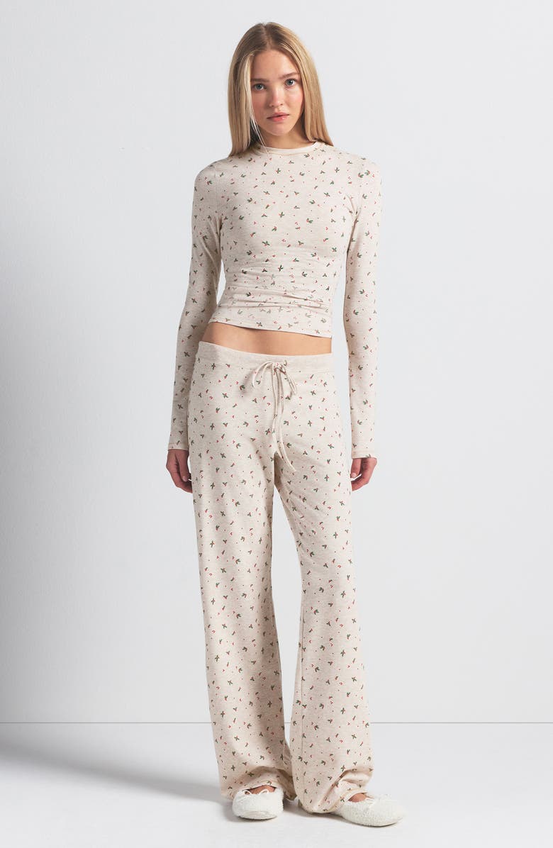 SKIMS Stretch Cotton Jersey T-Shirt, Alternate, color, Oatmeal Holly Print