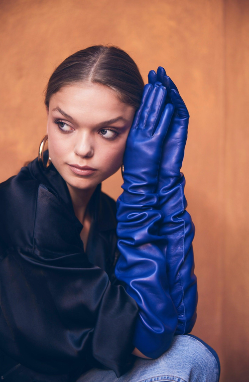 Seymoure Luxury Group Extended Runway Opera Gloves In Blue