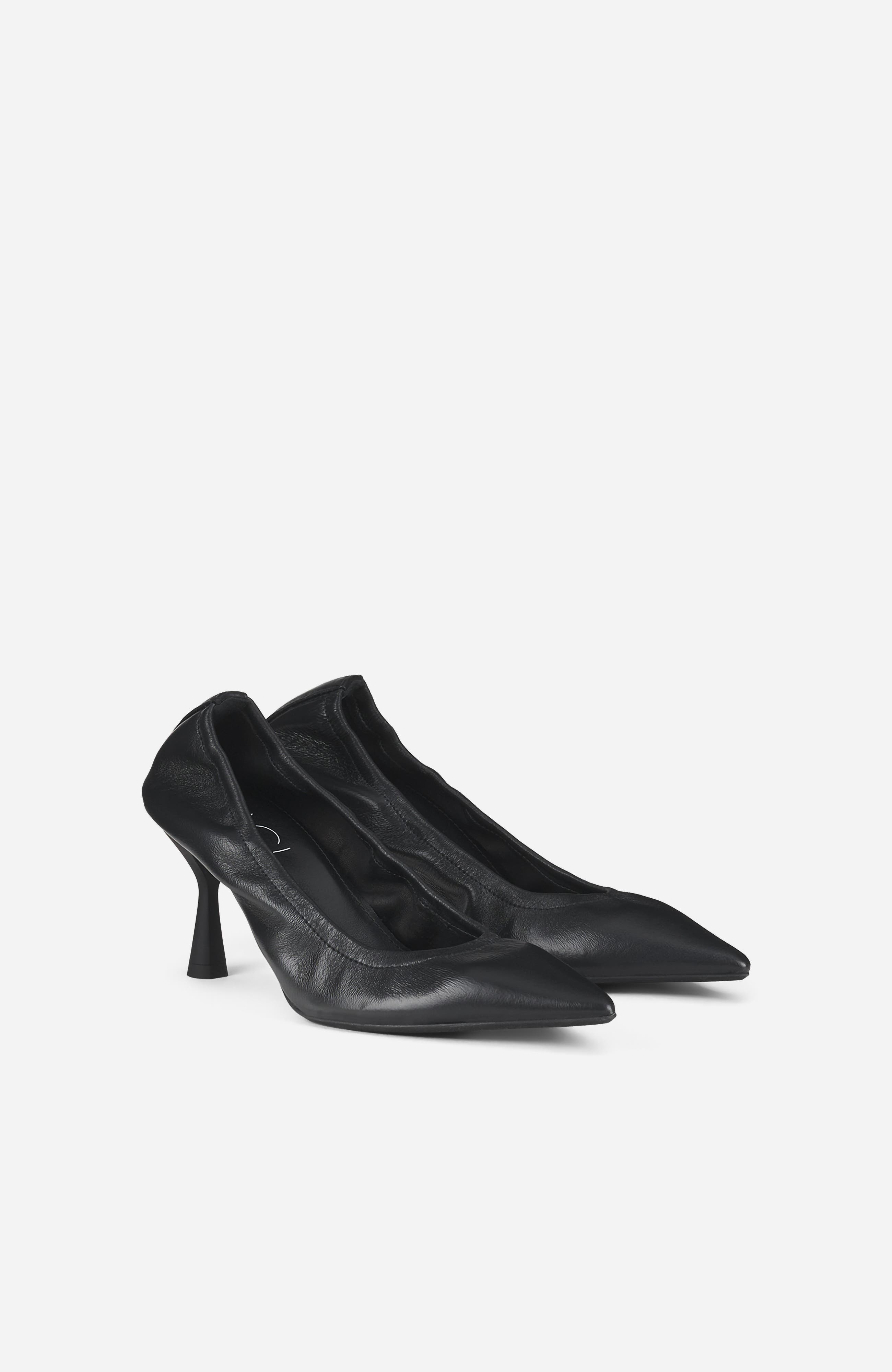 Ide Soft Pump in Leather with Elastic, Alternate, color, Black Nappa