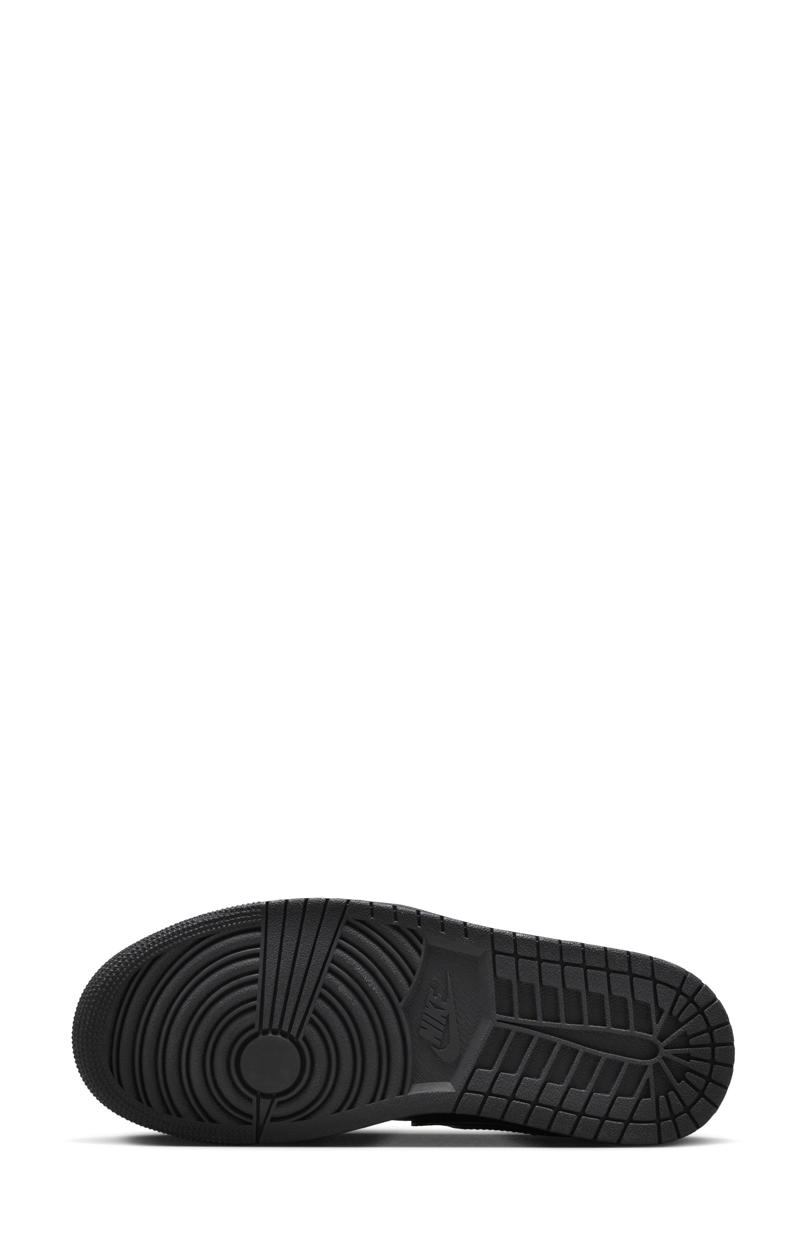 Jordan Air Jordan 1 Low SE Basketball Sneaker, Alternate, color, 