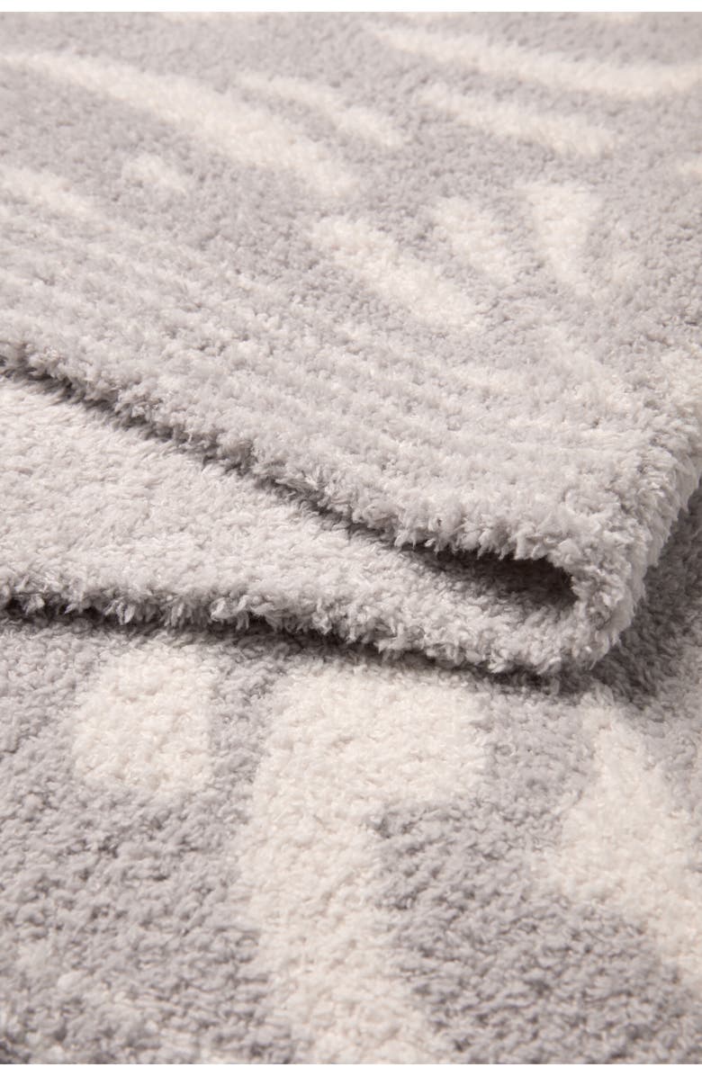 Barefoot Dreams<sup>®</sup> CozyChic<sup>©</sup> Star Animal Throw Blanket, Alternate, color, Cream-Sandstone