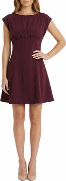 Donna Morgan Extended Shoulder Minidress
