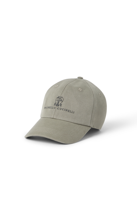 Baseball cap with embroidery