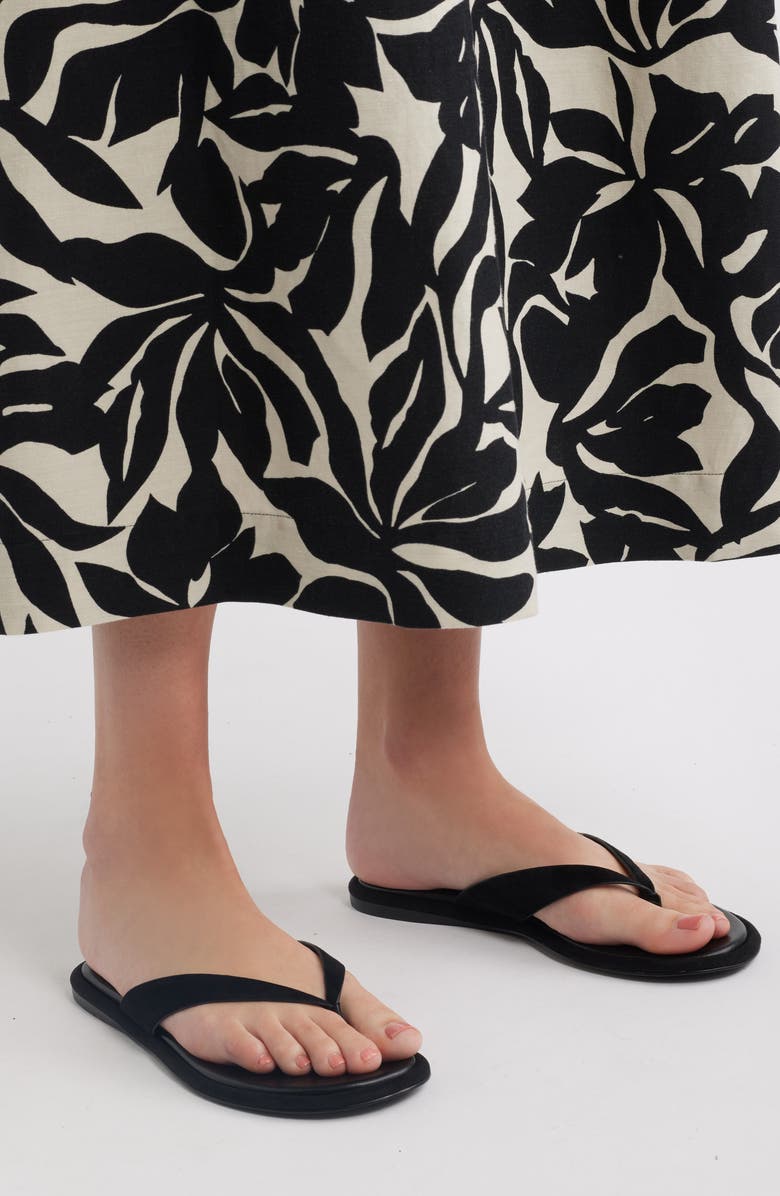 Nordstrom Eviana Flip Flop, Alternate, color, Black