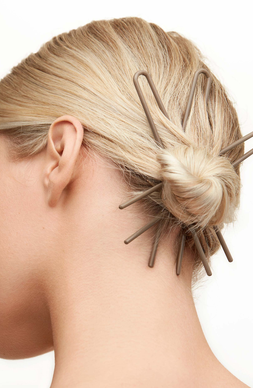 Day Rate Beauty Power Pin In Camel (5.5in)