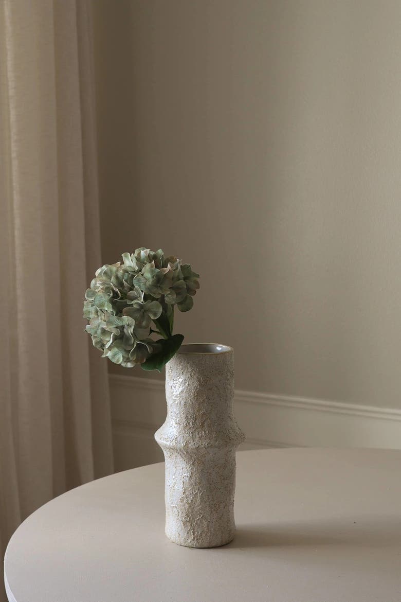 Pale Green Short Hydrangea Flower, Alternate, color, Green