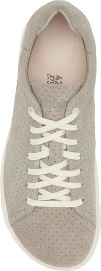 Bend Low Top Sneaker