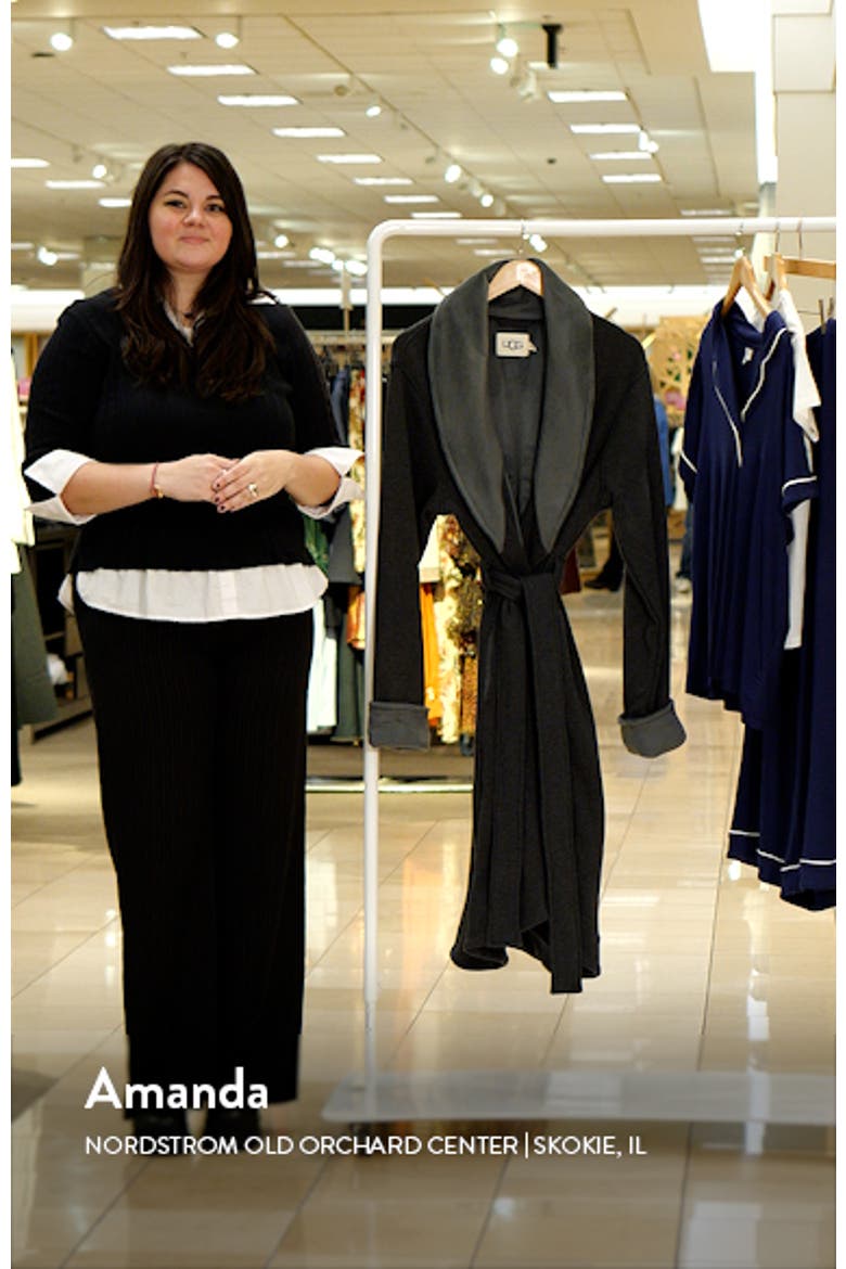 Duffield II Robe video