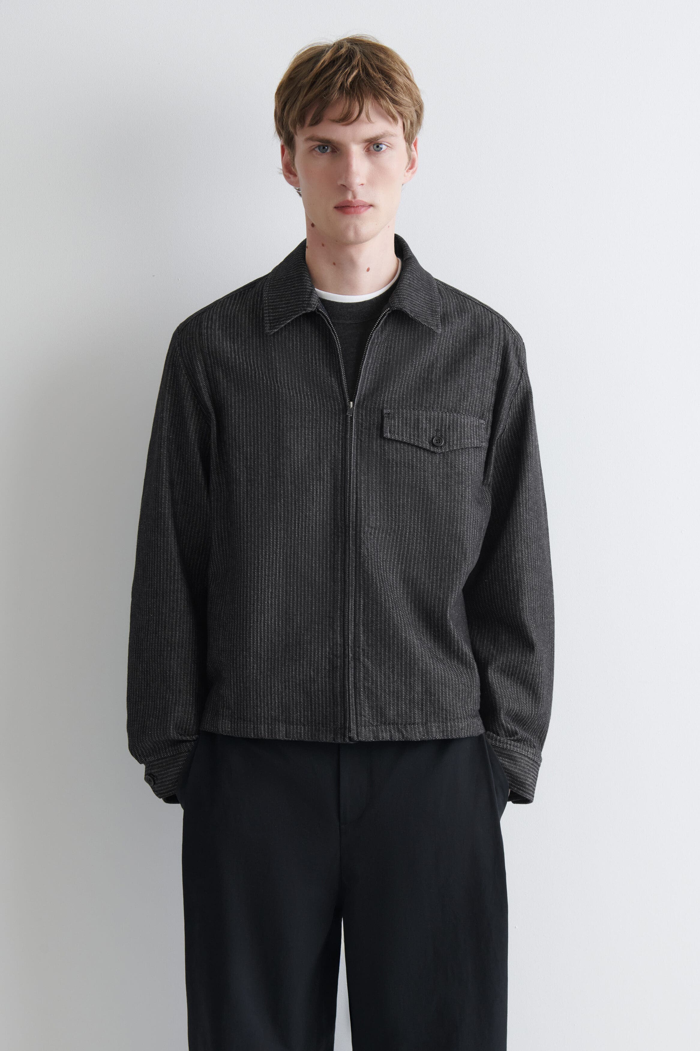 selected BLACK / PINSTRIPED