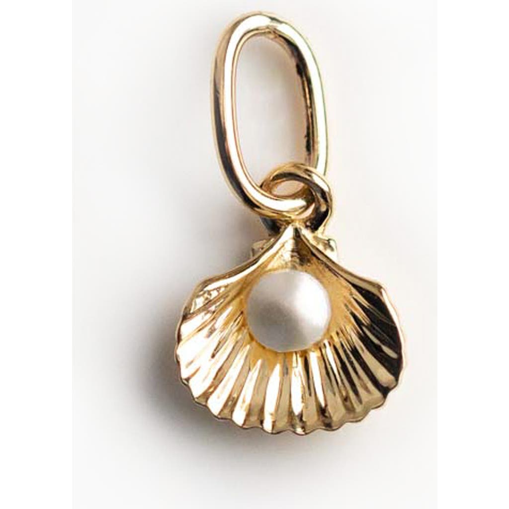 Local Eclectic Solid Gold Freshwater Pearl Shell Charm In Gold