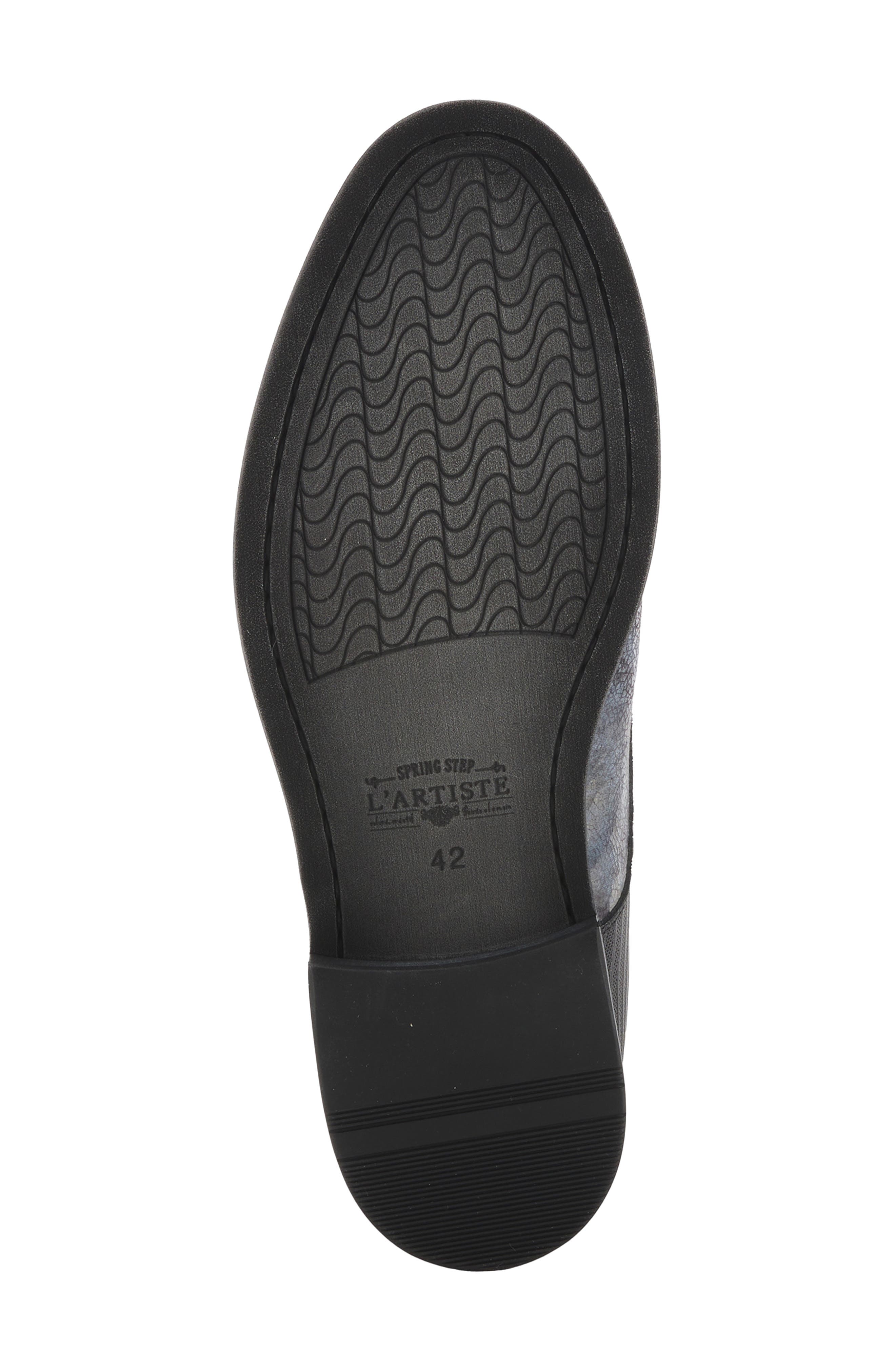 L'Artiste by Spring Step Balvin Desert Bootie, Alternate, color, Black Multi