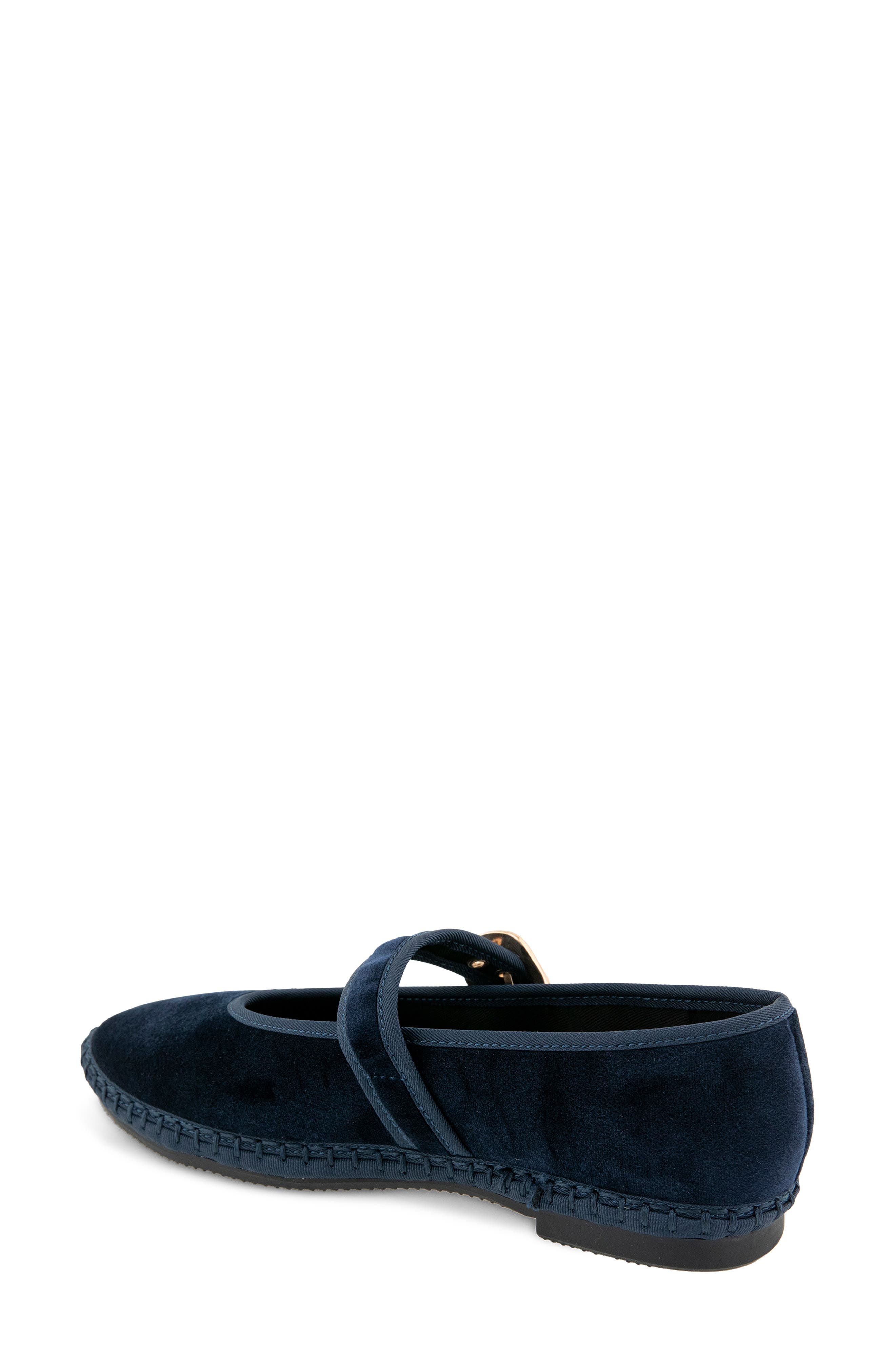 Florence Mary Jane Flat, Alternate, color, NIGHT