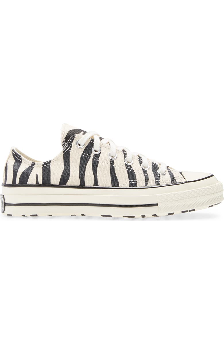 Converse Chuck Taylor<sup>®</sup> All Star<sup>®</sup> Chuck 70 Ox Sneaker, Alternate, color,