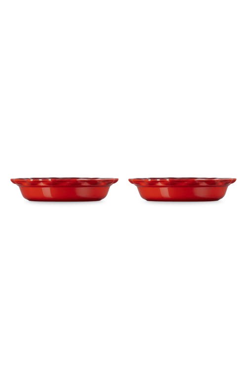 Le Creuset Set Of 2 9-inch Heritage Stoneware Pie Dishes In Cerise