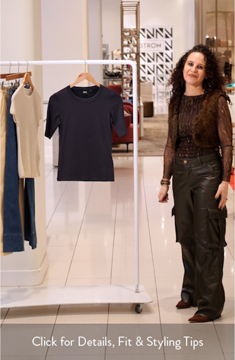 Efita Crewneck T-Shirt, sales video thumbnail