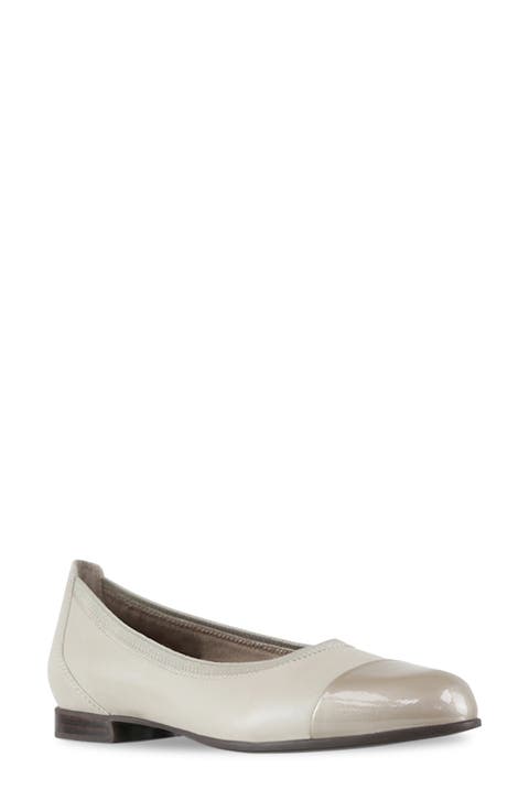 Mila Ballet Flat (Women)