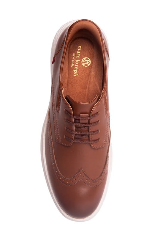 Barnes Ave Hands Free Technology Lightweight Leather Wingtip Oxford, Alternate, color, Cognac Napa Leather
