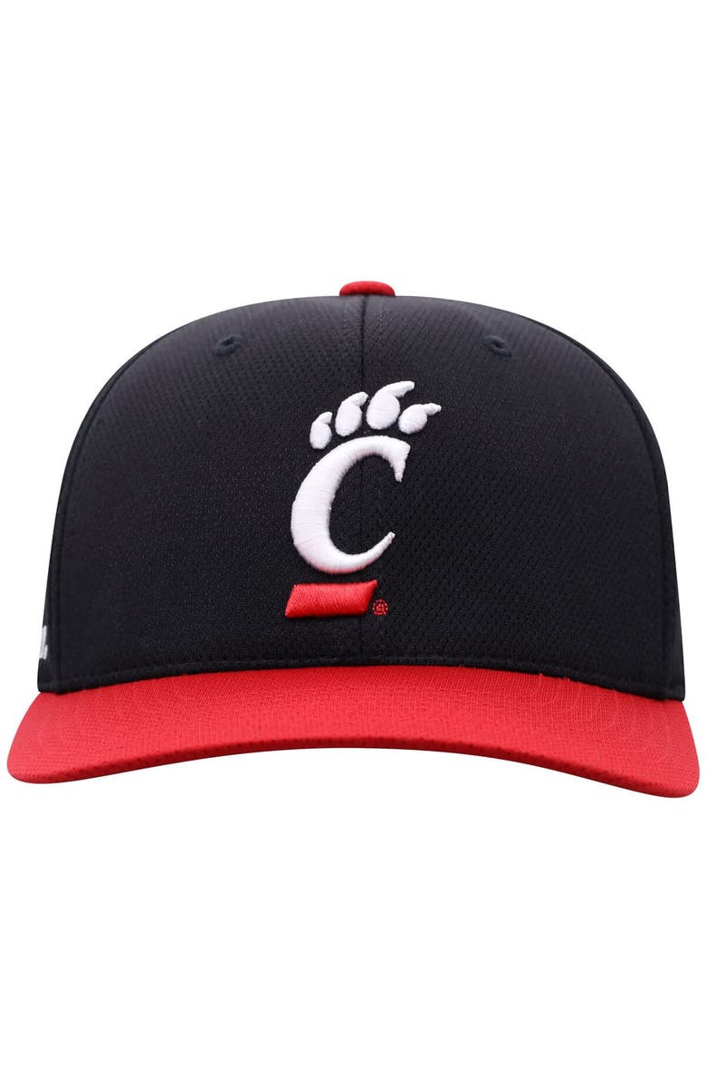 TOP OF THE WORLD Men's Top of the World  Black Cincinnati Bearcats Reflex Fitted Hat, Alternate, color, Black