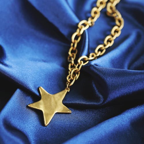 Bowood Lane Prescott Necklace In Gold