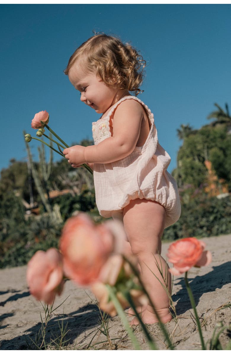 Wild Wawa Crochet Bubble, Alternate, color, Petal Bouquet