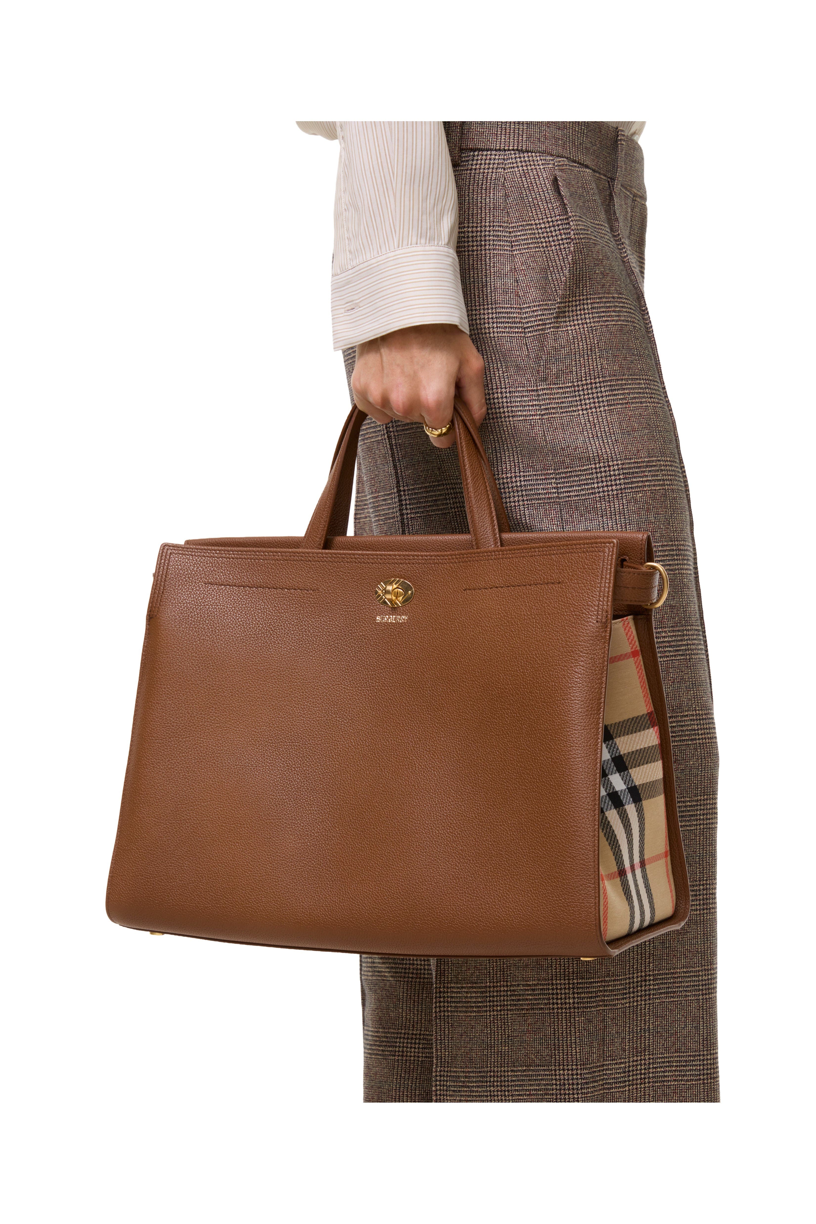 Burberry Medium Cotswolds Check Tote, Alternate, color, Hazel Brown