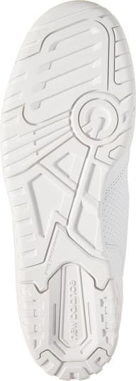 550 Basketball Sneaker