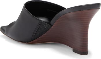 Pia Wedge Sandal