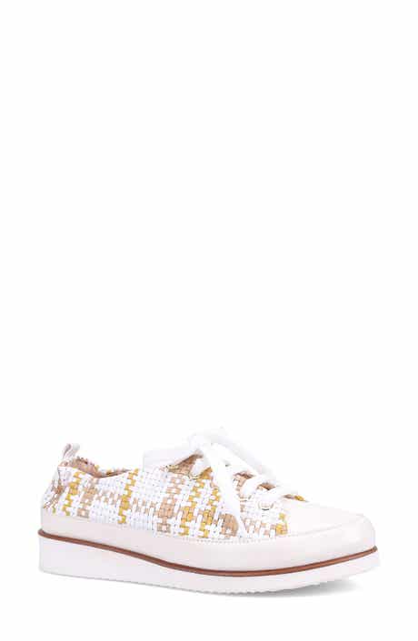 Nova Woven Low Top Sneaker