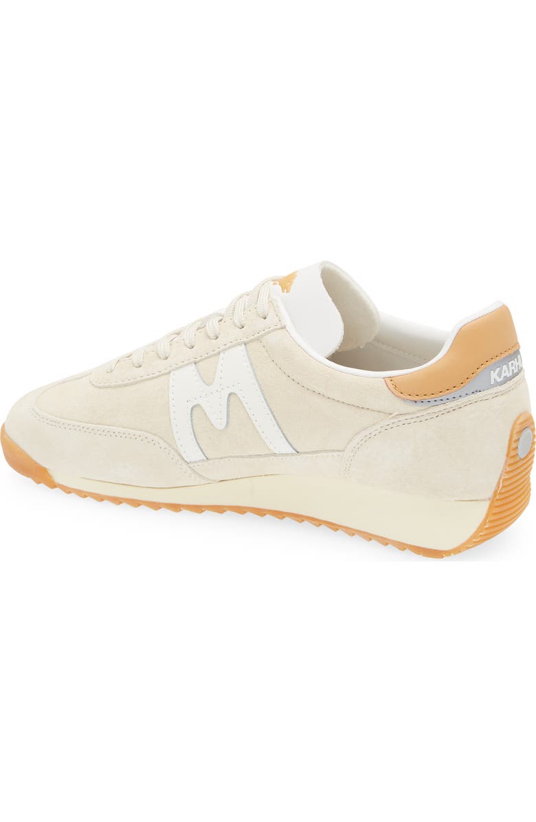 Karhu Gender Inclusive Mestari Sneaker, Alternate, color, Turtledove / Bright White