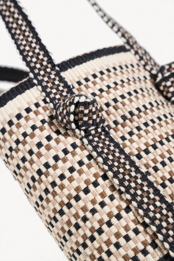 Amambaih Mimi small, Alternate, color, Sand