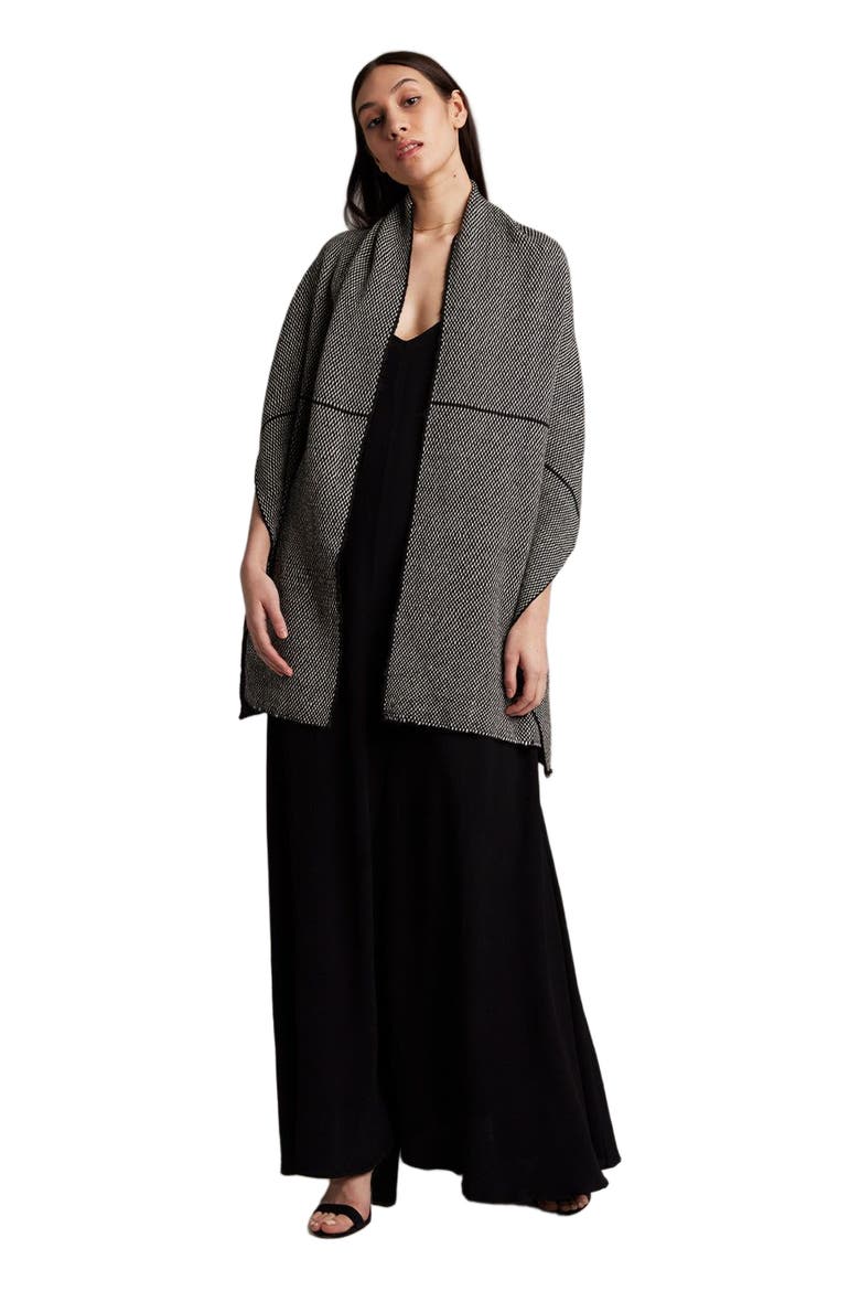 Lineas Shawl in Baby Alpaca, Alternate, color, Black/Ivory