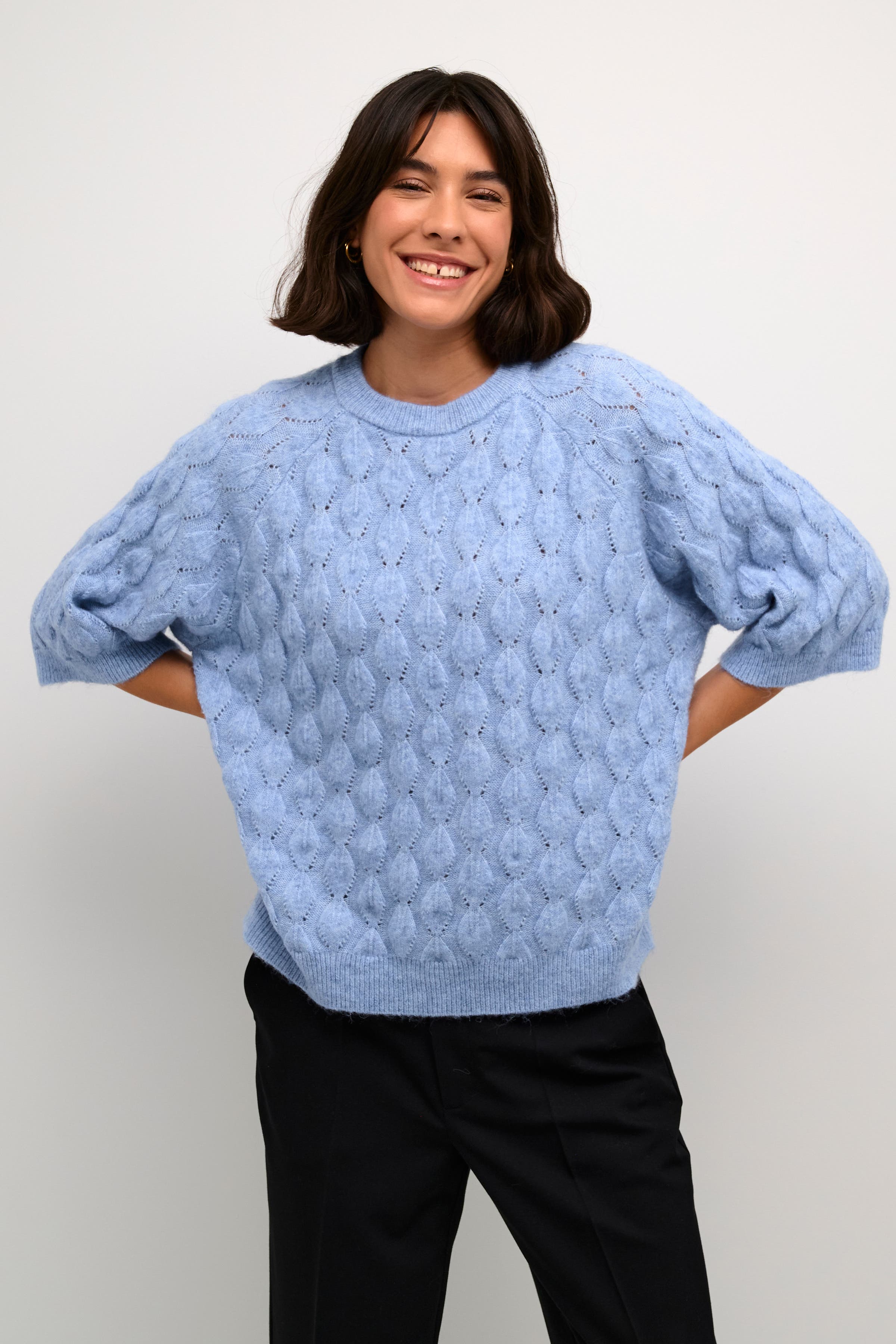 Malene Half Sleeve Round Neck Pullover - image 3