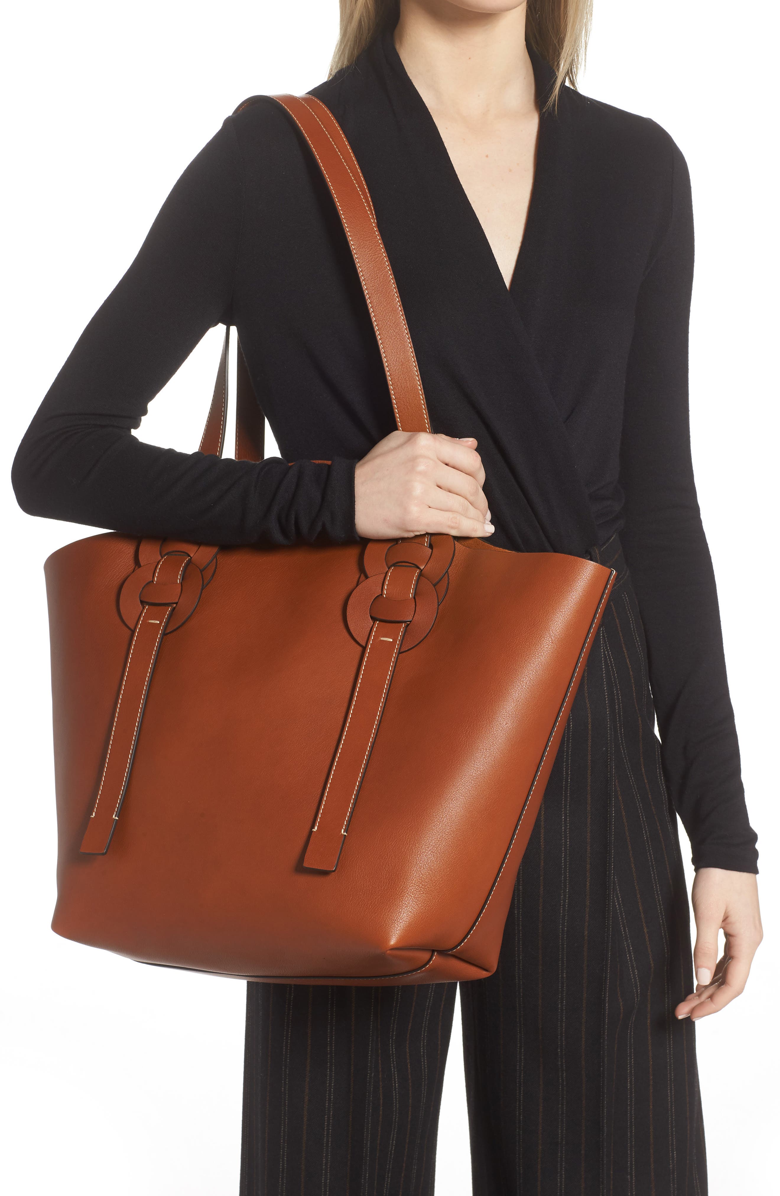 Chloé Medium Darryl Leather Tote, Alternate, color, 