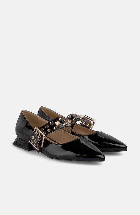 Wide Buckle Shoe