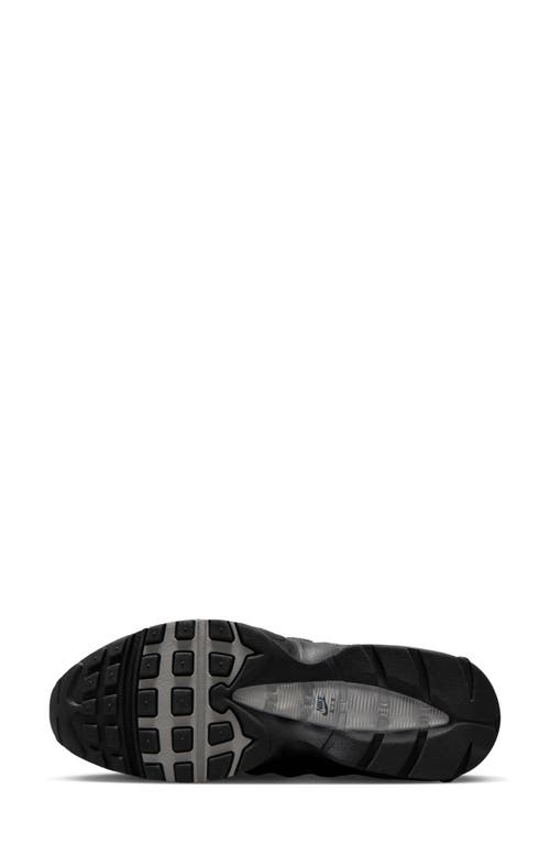 Nike Air Max 95 Sneaker In Black