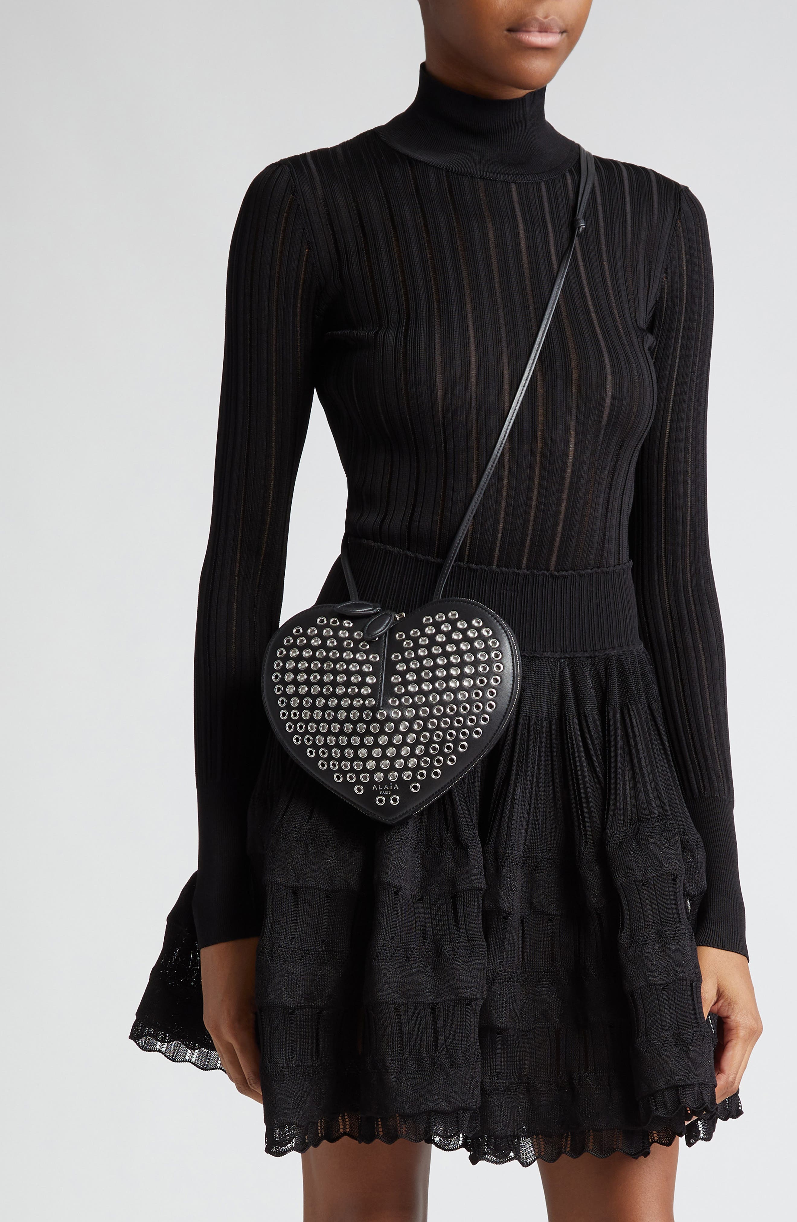 Alaïa Le Coeur Grommet Leather Crossbody Bag, Alternate, color, 