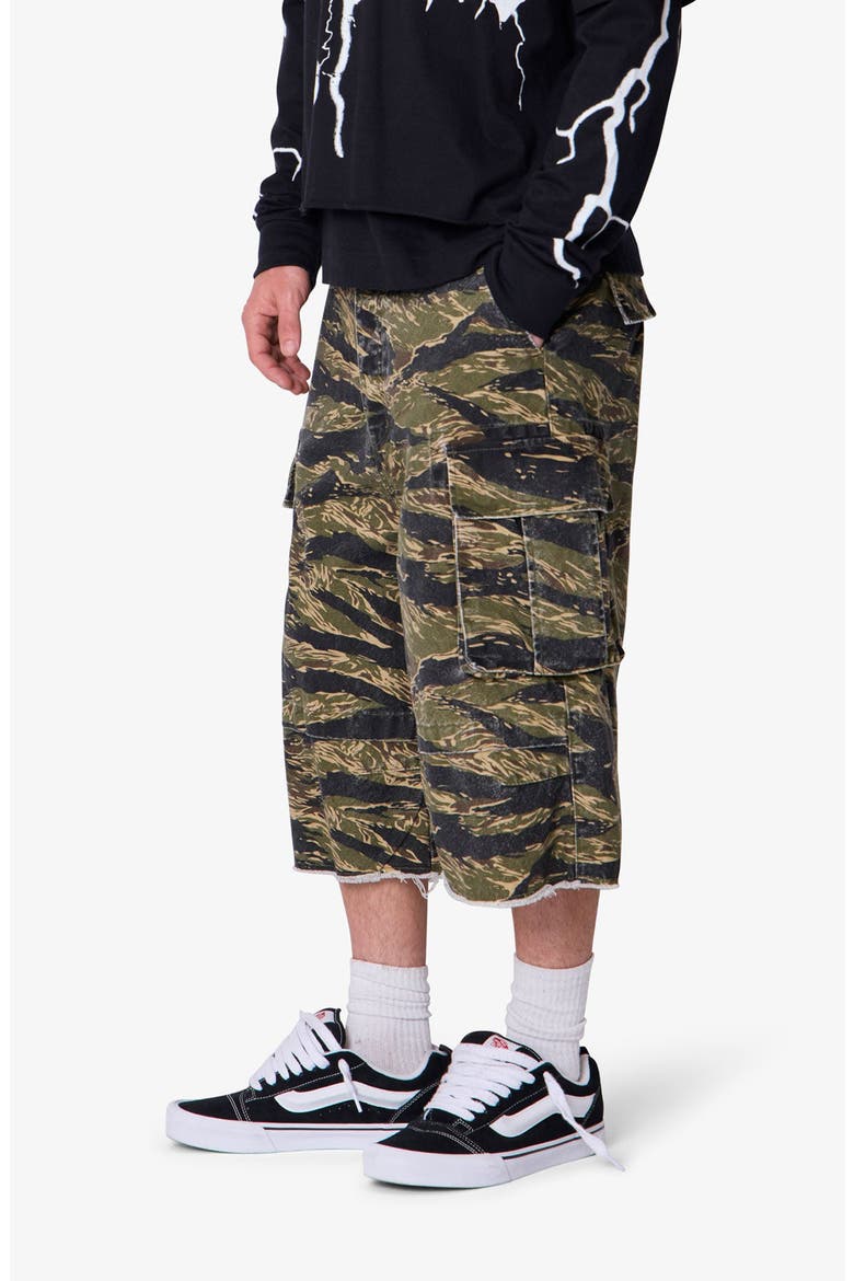 Ultra Baggy Tiger Camo Cargo Shorts, Alternate, color, TIGER CAMO
