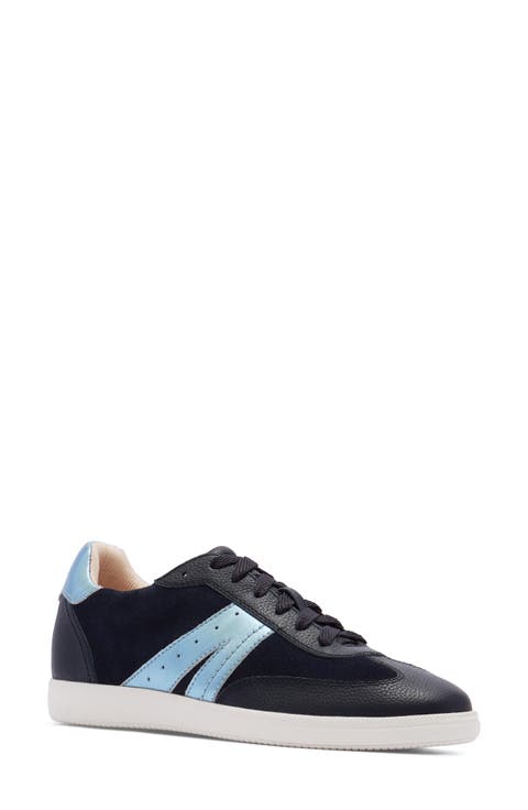 Levi Sneaker (Women)